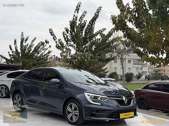 //2022 MEGANE HATASIZ 100 BİN KM 1.5 BLUEDCİ EDC//