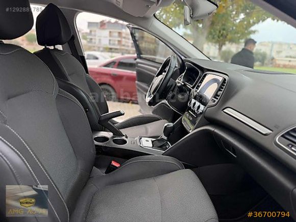 //2022 MEGANE HATASIZ 100 BİN KM 1.5 BLUEDCİ EDC//