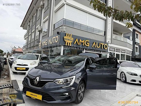 //2022 MEGANE HATASIZ 100 BİN KM 1.5 BLUEDCİ EDC//
