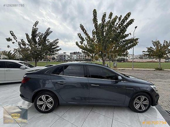 //2022 MEGANE HATASIZ 100 BİN KM 1.5 BLUEDCİ EDC//