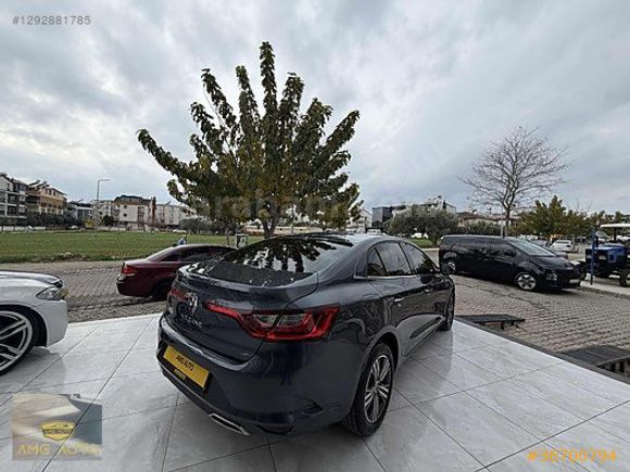 //2022 MEGANE HATASIZ 100 BİN KM 1.5 BLUEDCİ EDC//