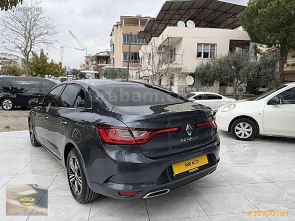 //2022 MEGANE HATASIZ 100 BİN KM 1.5 BLUEDCİ EDC//