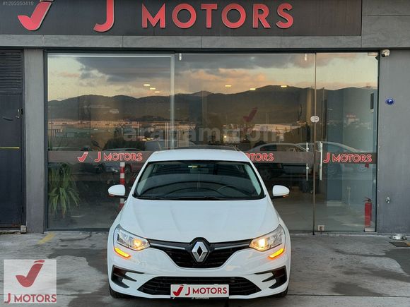 J MOTORS' 2022 MODEL RENAULT MEGANE 1.5 BLUEDCI 104.000 KM