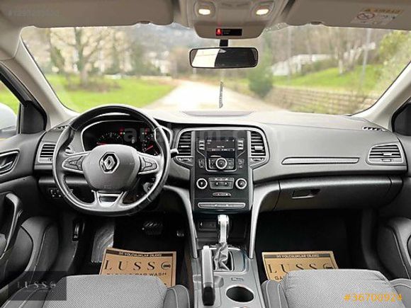LUSSO GARAJ'dan DİZEL OTOMATİK MEGANE JOY