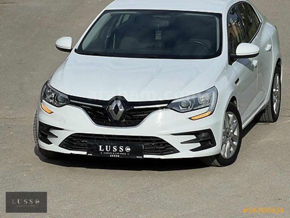 LUSSO GARAJ'dan DİZEL OTOMATİK MEGANE JOY