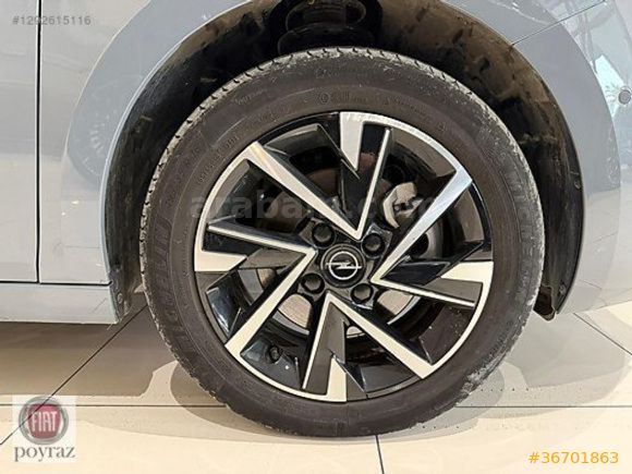 FİAT POYRAZ'DAN 0,49 FAİZ ORANIYLA 2025 OPEL CORSA 1.2T GS