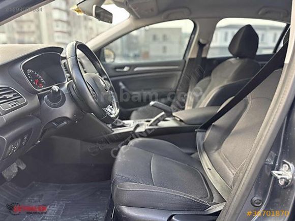 ÇETİNLER AUTO'DAN RENAULT MEGAN 2021 MODEL TOUCH PAKET 165.000KM