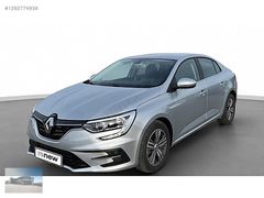 2024 Megane Sedan 1.3 TCe Touch EDC / 13.321 KM