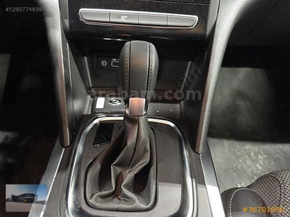 2024 Megane Sedan 1.3 TCe Touch EDC / 13.321 KM