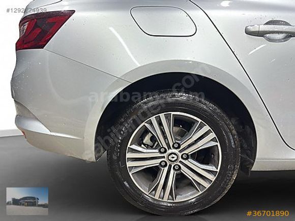 2024 Megane Sedan 1.3 TCe Touch EDC / 13.321 KM