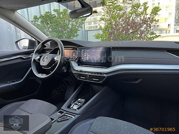 2021 Octavia Premium Hybrid Titanium Gri Servis Bakımlı