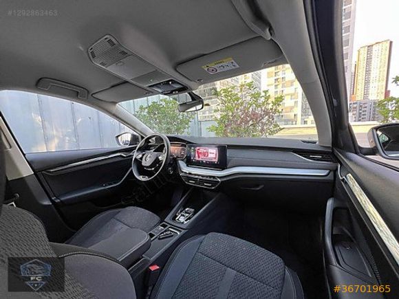 2021 Octavia Premium Hybrid Titanium Gri Servis Bakımlı