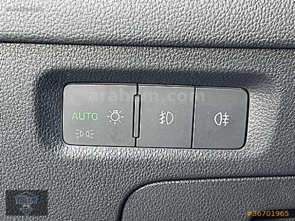 2021 Octavia Premium Hybrid Titanium Gri Servis Bakımlı