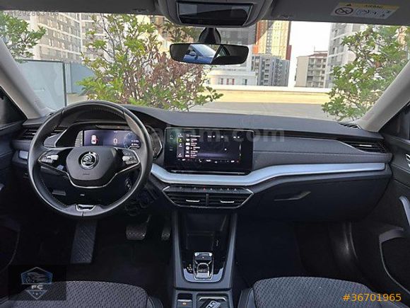 2021 Octavia Premium Hybrid Titanium Gri Servis Bakımlı