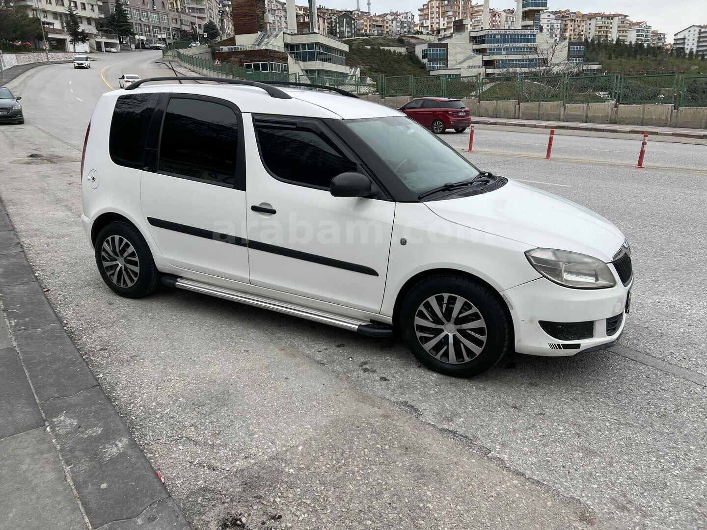 Galeriden Skoda Roomster 1.6 TDI Comfort 2012 Model Ankara 377.000 km Beyaz 7