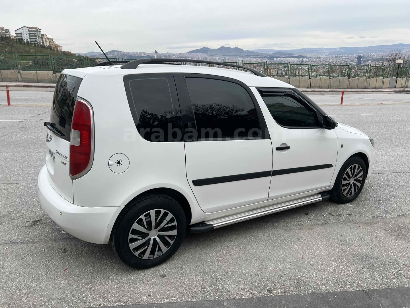 Galeriden Skoda Roomster 1.6 TDI Comfort 2012 Model Ankara 377.000 km Beyaz 3