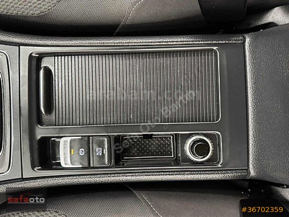 Sefa Oto 'dan GOLF 7,5 ÖZEL RENK DEĞİŞENSİZ + 119bin KM