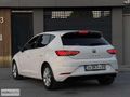 SEAT LEON 1.6TDI-HAYALET/LED FAR STOP/B.EKRAN/G.GÖRÜŞ/CAM TAVAN