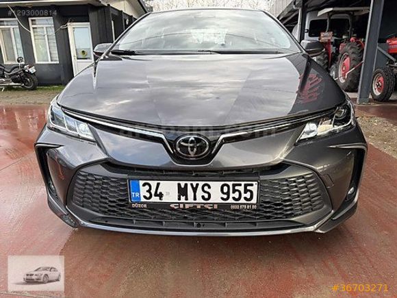 2025 COROLLA 1,5 DREAM 125 HP 34,000 KM DEĞİŞENSİZ TRAMERSİZ