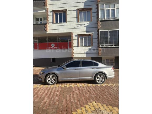 VW PASSAT 2018 1.6 TDI HATASIZ BOYASIZ SERVİS BAKIMLI