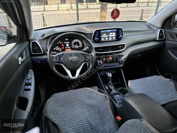 HYUNDAI TUCSON 1.6 CRDI STYLE PLUS DCT CAM TAVAN