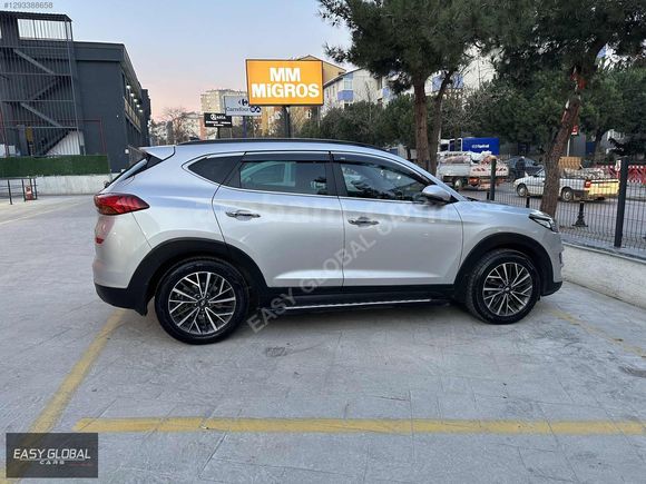 HYUNDAI TUCSON 1.6 CRDI STYLE PLUS DCT CAM TAVAN