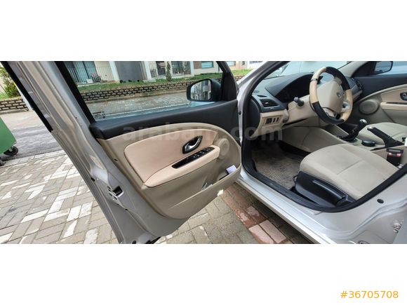 Sahibinden Renault Fluence 1.6 Extreme 2011 Model İstanbul 172.500 km Gri (Gümüş)