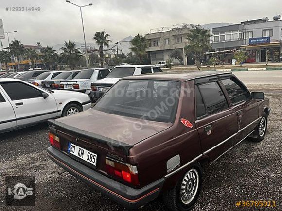 Renault 9 Broadway 1989 model sıfır muaneli