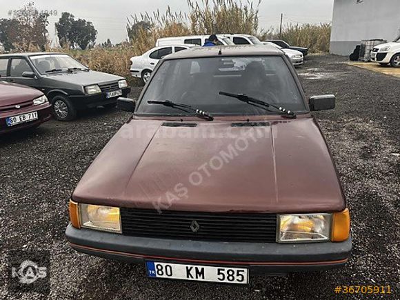 Renault 9 Broadway 1989 model sıfır muaneli