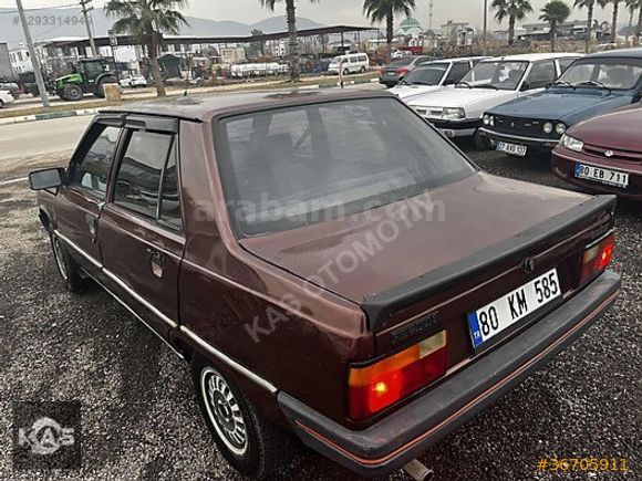 Renault 9 Broadway 1989 model sıfır muaneli