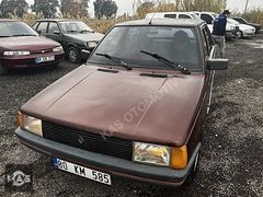 Renault 9 Broadway 1989 model sıfır muaneli