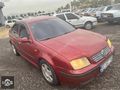 Wolswagen bora 2000 model comforline