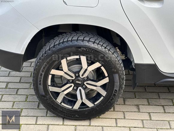 İLK SAHİBİNDEN SERVİS BAKIMLI DUSTER OTOMATİK JOURNEY GÖRÜNÜM