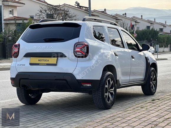 İLK SAHİBİNDEN SERVİS BAKIMLI DUSTER OTOMATİK JOURNEY GÖRÜNÜM