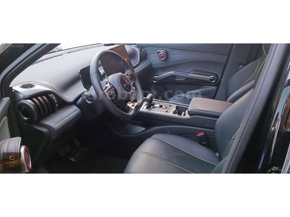 Sıfır ayarında 2025 Model BYD Atto 3 EV design