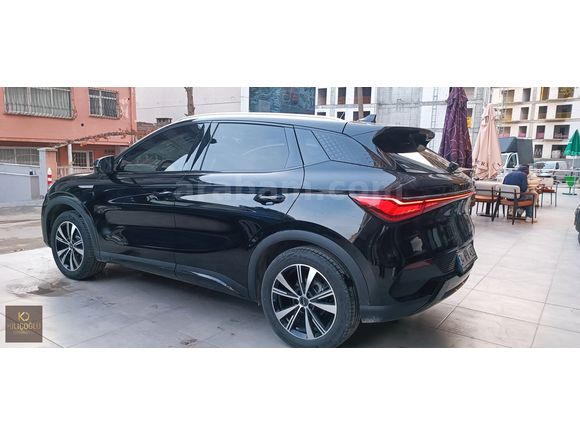 Sıfır ayarında 2025 Model BYD Atto 3 EV design