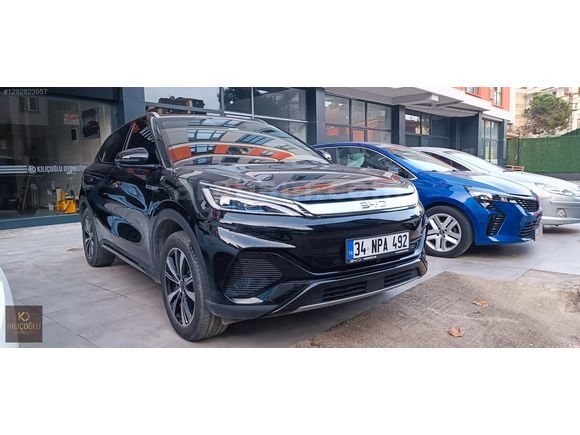 Sıfır ayarında 2025 Model BYD Atto 3 EV design