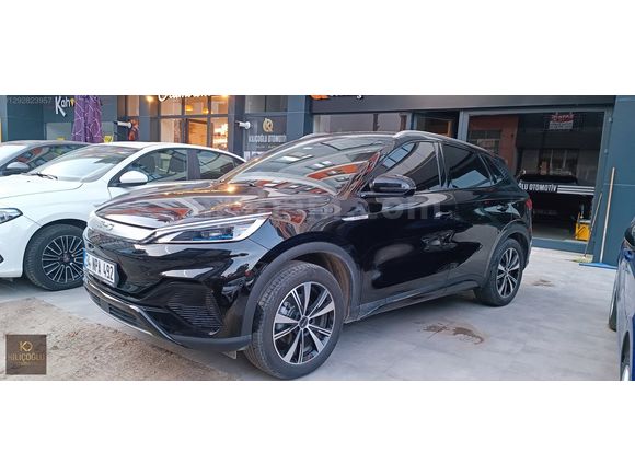 Sıfır ayarında 2025 Model BYD Atto 3 EV design