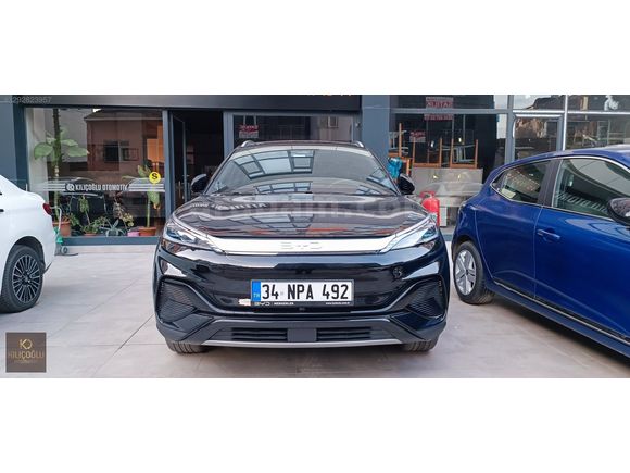 Sıfır ayarında 2025 Model BYD Atto 3 EV design