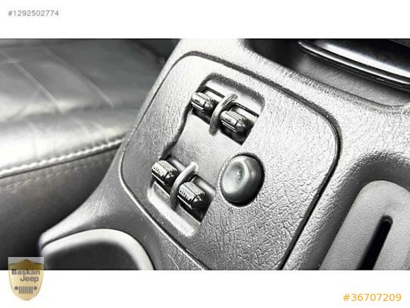 BAŞKAN JEEP'DEN CHEROKEE LİBERTY 3.7 L