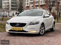 HATASIZ BOYASIZ TRAMERSİZ VOLVO V40 DİZEL OTOMATİK