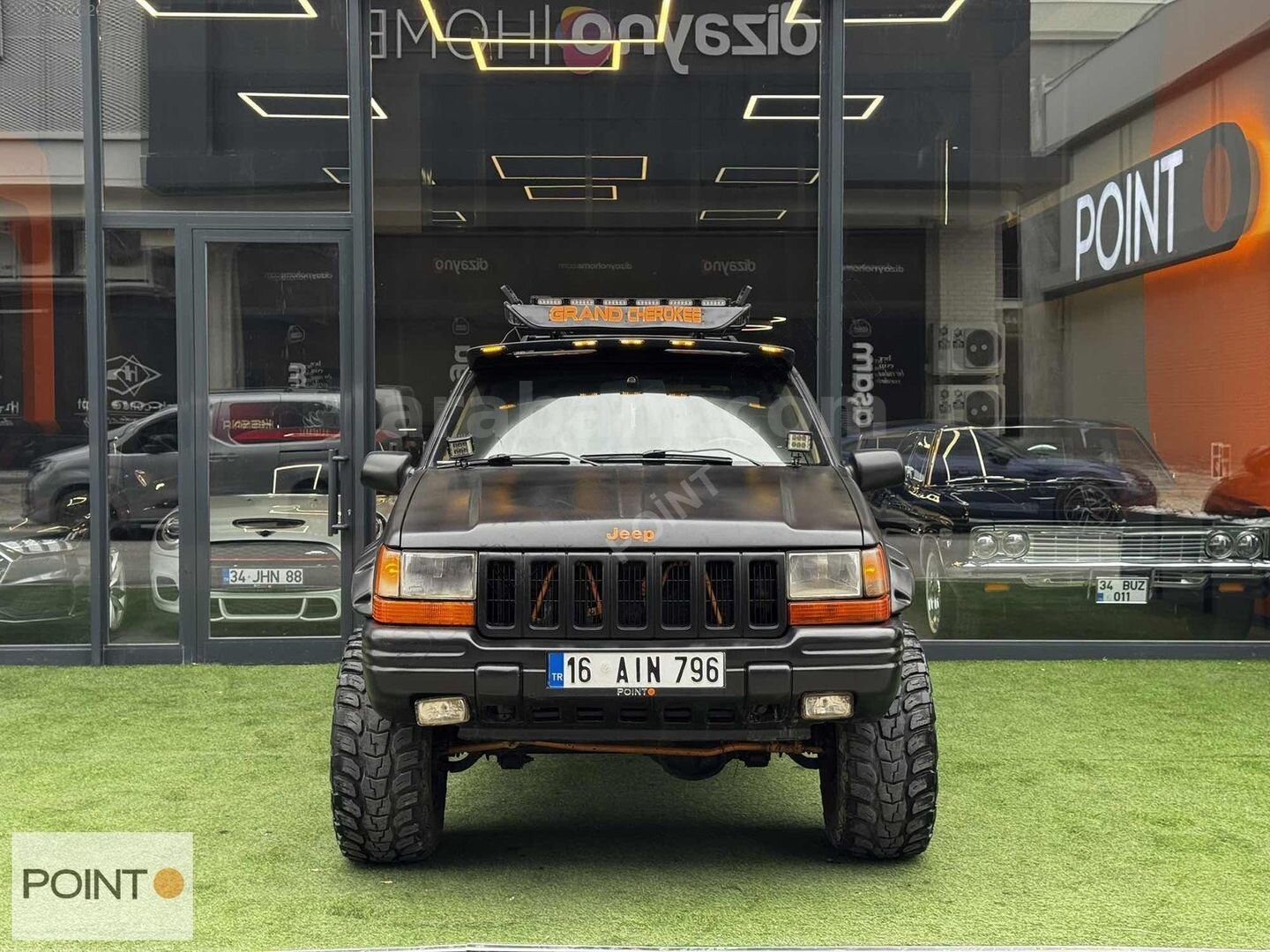 -POINT- JEEP GRAND CHEROKEE 5.2 OFF-ROAD DONANIM 3