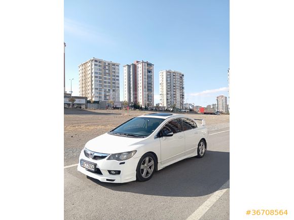 Sahibinden Honda Civic 1.6 Elegance 2011 Model  208 km Beyaz