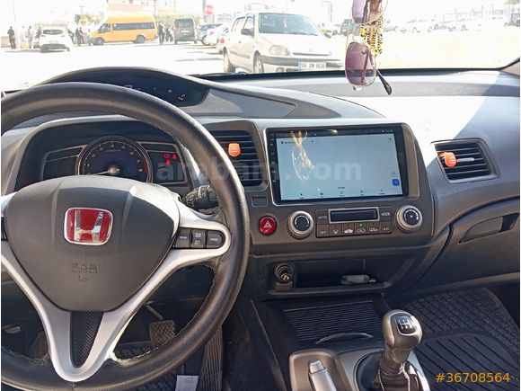 Sahibinden Honda Civic 1.6 Elegance 2011 Model  208 km Beyaz