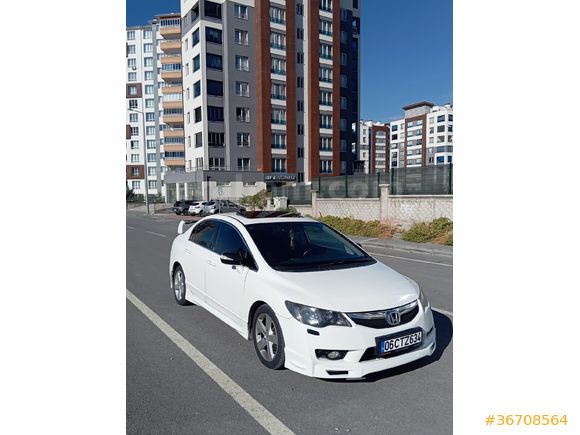 Sahibinden Honda Civic 1.6 Elegance 2011 Model  208 km Beyaz