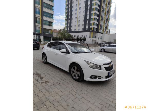 Sahibinden Chevrolet Cruze 1.6 2012 Model Ankara 284.000 km Beyaz