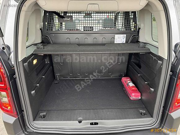 Başak Otomotiv 2.EL'den 2025 Hatasız Berlingo XTR