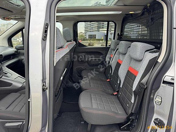 Başak Otomotiv 2.EL'den 2025 Hatasız Berlingo XTR