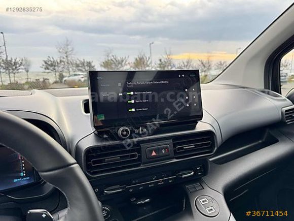 Başak Otomotiv 2.EL'den 2025 Hatasız Berlingo XTR