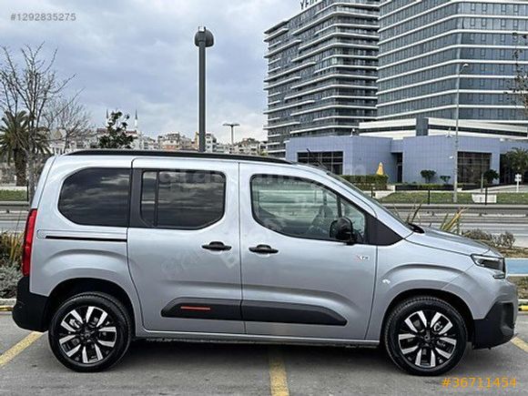 Başak Otomotiv 2.EL'den 2025 Hatasız Berlingo XTR